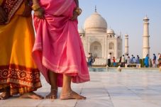Dua Gadis India Dihukum...