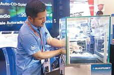 Blaupunkt Tawarkan Alat...