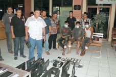 Gembong Pencuri Komputer...