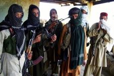 Al-Qaeda Jatuhkan Hukum...