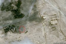 Gambar Satelit Tunjukkan...