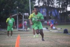 Persebaya Sial, 2 Legiun...