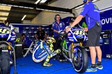 Demi Podium, Rossi Bakal...