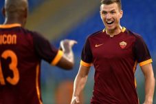 Si Nyonya Bikin Dzeko...