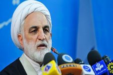 Iran Penjarakan Dua...