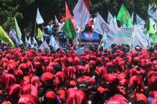 Demo Buruh, 3 Presiden...