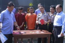 Polisi Tembak Pelaku...