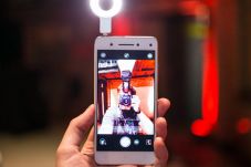 Lenovo Vibe S1 Ponsel...