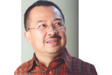 Krisis dan Hantu