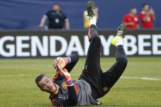 Madrid Salahkan United...