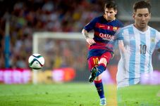 Messi Disiksa Bagai...