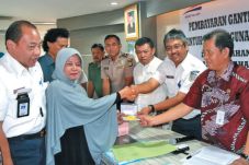 Ganti Rugi Pembebasan...