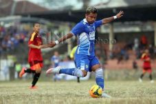 Sepakan Zulham Bawa...