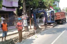 Ruas Diponegoro Dilebarkan