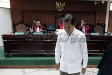 Bupati Tanah Laut Bungkam...