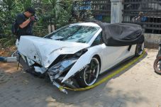 Tabrakan Lamborghini...