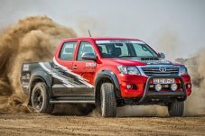 Toyota Hilux Ini Harganya...