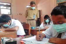 Aktivitas Siswa Terganggu...