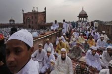 Seribu Ulama India Vonis...