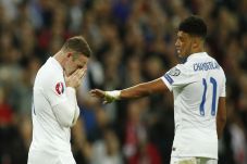 Inggris Menang, Rooney...