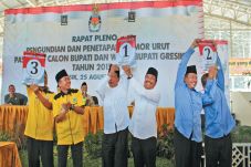 KPU Gresik Dinilai Tak...