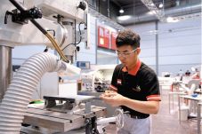 Toyota Indonesia Raih...