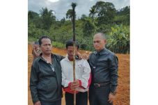 Berselisih Warisan,...