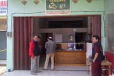 Jual Emas Batangan,...