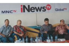 Edukasi untuk Membangun...