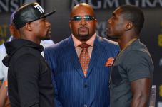 Pertina Jagokan Mayweather...