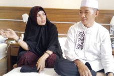 Begitu Jatuh, Lantainya...