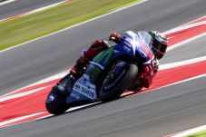 Lagi, Lorenzo Lempar...