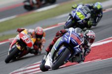 Marquez Akui Terbantu...