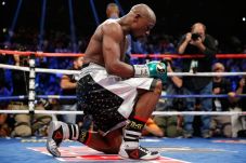 Alasan Mayweather Pensiun...