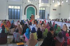 Jamaah Padati Pengajian...