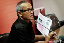Aria Bima: Puan dkk...