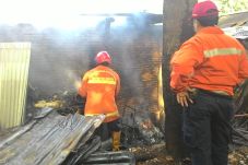 Gas Bocor, Restoran...