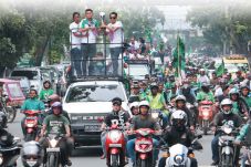 Kami Juaranya, Bung!