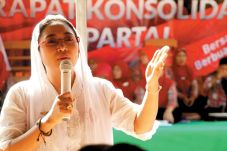 Djangkung-Endah Tawarkan...