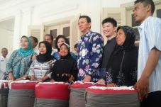 Warga Eks Kampung Pulo...