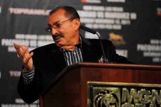 Mayweather Jr Pensiun,...