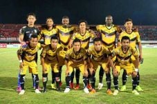 Gol Tunggal Raul Beri...