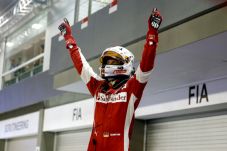 Vettel Lampaui Kemenangan...