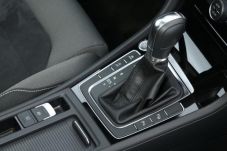 Volkswagen Batalkan...