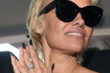 Pamela Anderson Mau...