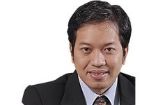 Membangun Perbatasan...
