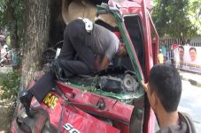Truk Tangki Pertamina...