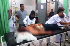 Pulang Salat, Pria Lanjut...