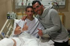 Lolos dari Sanksi, Tevez...