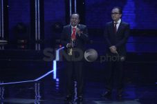 Bob Tutupoly Dianugerahi...